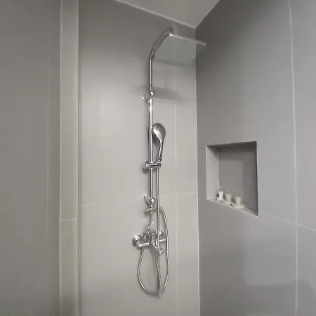 Gimispaceone - White Tower Singature *