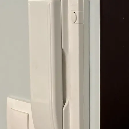 Gimispaceone - White Tower Singature *