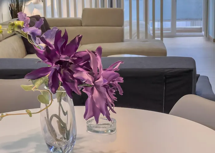 Gimispaceone - White Tower Singature Tesalónica